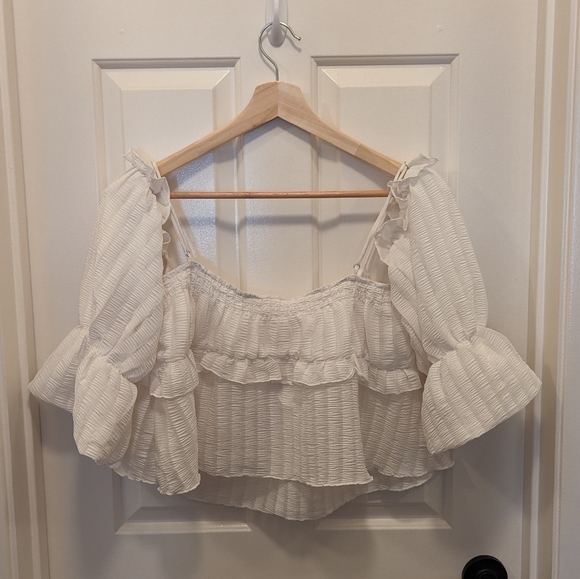 Eggie White Going Out Flowy Top Size XL - Picture 2 of 7